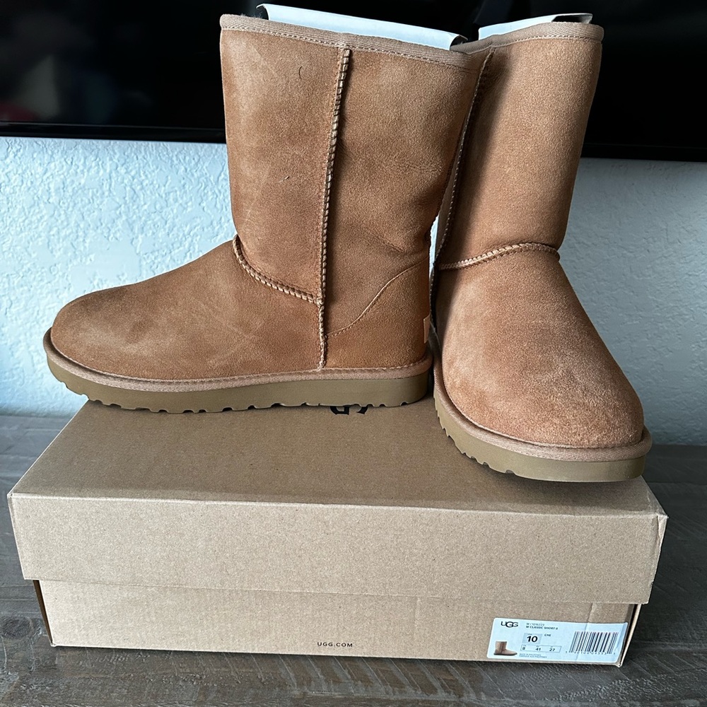 Ugg Classic Short II